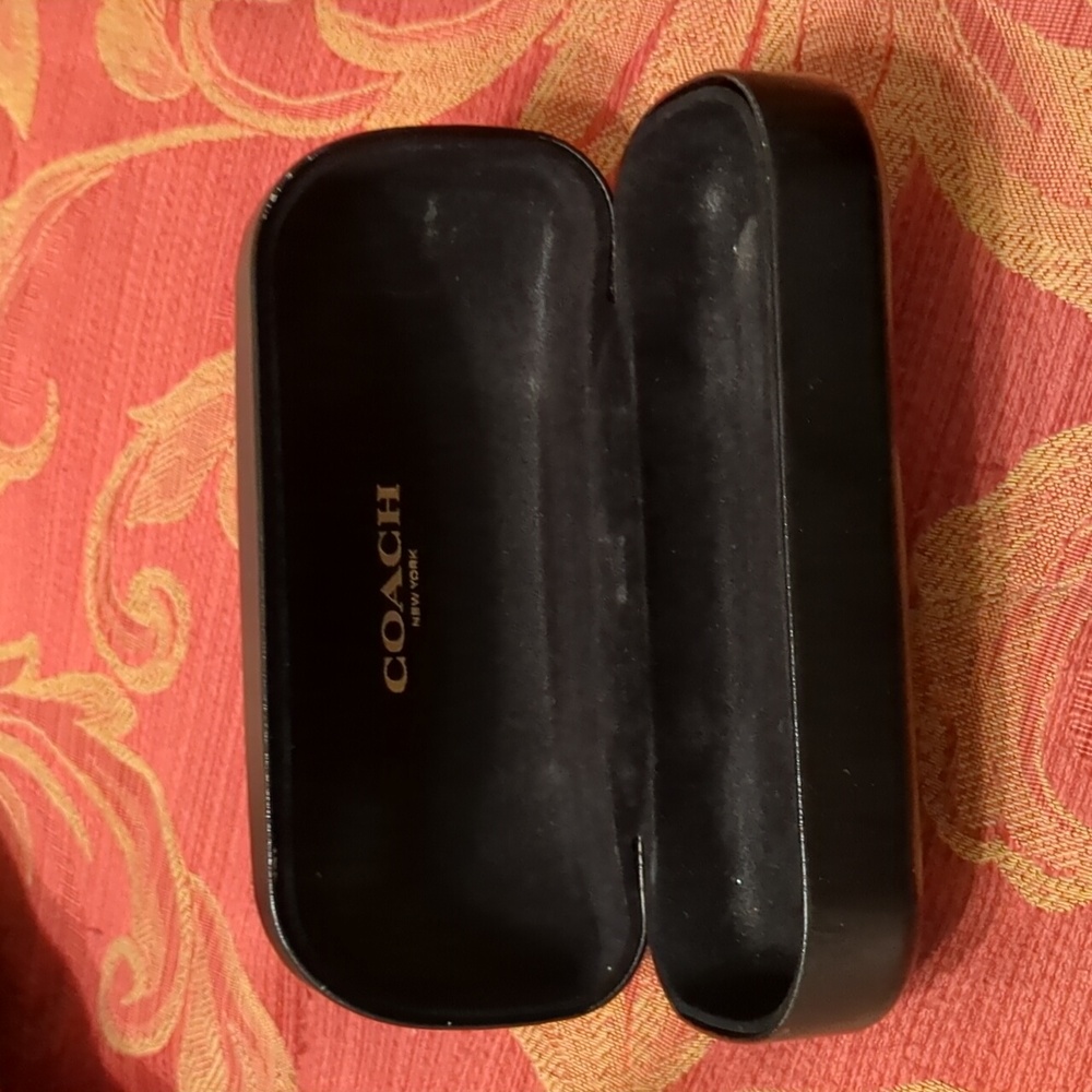 Coach sunglass case - Picture 2 of 3